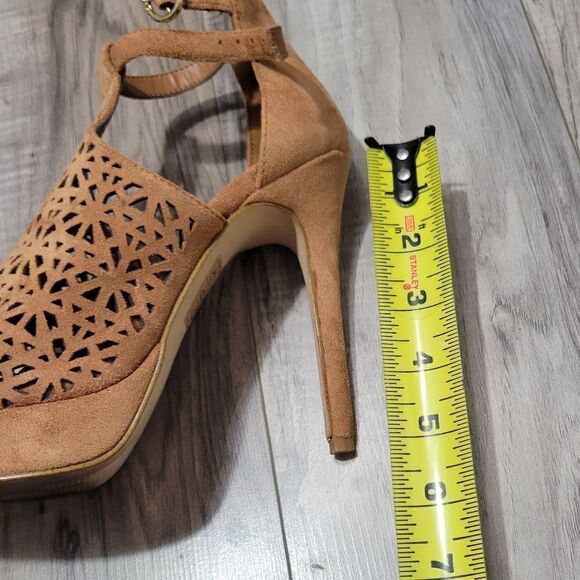 Aldo Vizzola heeled peep toe sandal. Approx 5” stiletto heel, 1” platform. - Picture 7 of 10